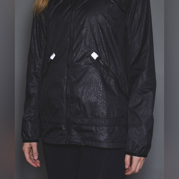 lululemon Miss Misty Black Hooded Windbreaker Jacket - Picture 3 of 16